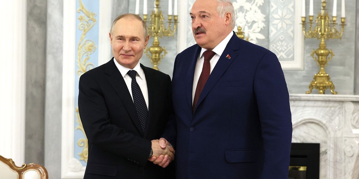 «Перепутал формат»: в Китае восхитились необычным поведением Путина на встрече с Лукашенко «Перепутал формат»: в Китае восхитились необычным поведением Путина на встрече с Лукашенко