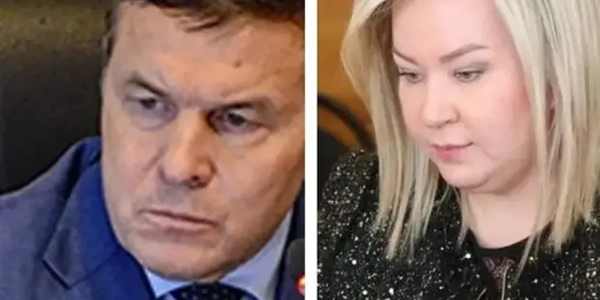 «Эти местные курицы сделают так, как им скажут». Разговор высших чиновников Ивановской области попал в Сеть «Эти местные курицы сделают так, как им скажут». Разговор высших чиновников Ивановской области попал в Сеть